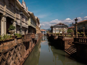  Las Casas Filipinas de Acuzar  Bagac